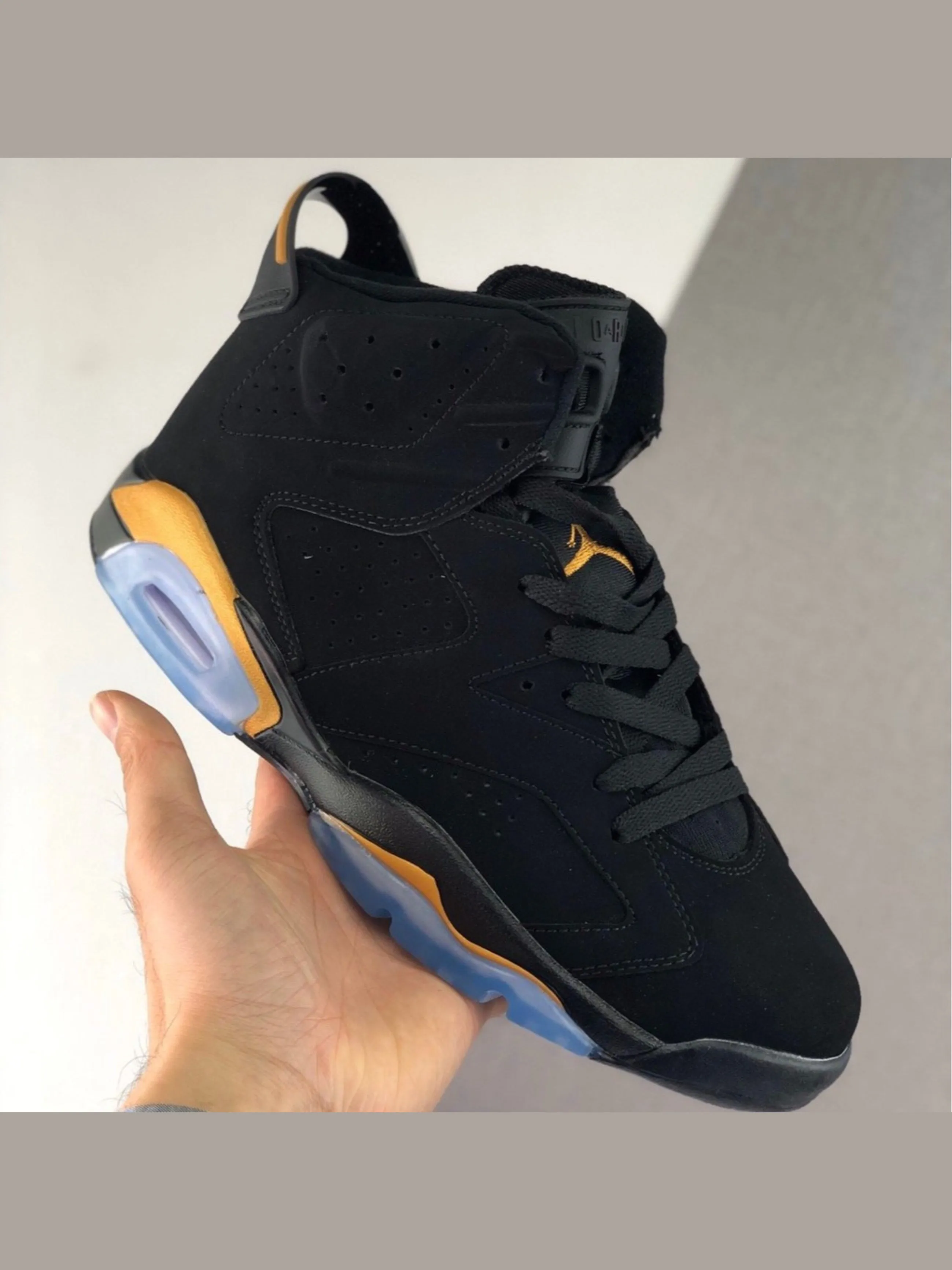 Jordan 14 Retro Last Shot Black Metallic Gold ☉